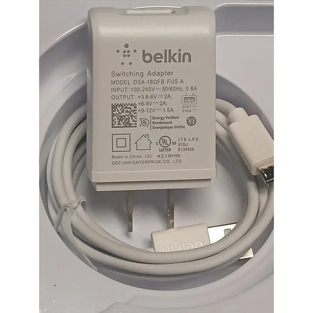 Belkin Boost Up Wireless Charging Pad 10w F7u082 White -Excellent
